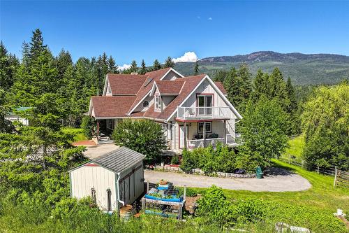 9255 Firehall Frontage Road, Salmon Arm, BC - Outdoor