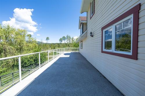 9255 Firehall Frontage Road, Salmon Arm, BC - Outdoor With Exterior