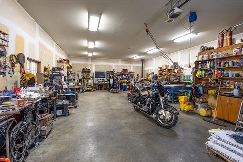 9255 Firehall Frontage Road, Salmon Arm, BC - Indoor Photo Showing Garage