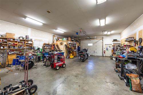 9255 Firehall Frontage Road, Salmon Arm, BC - Indoor Photo Showing Garage