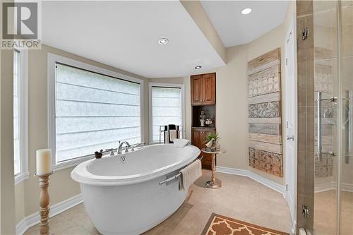 1733 Blakely Drive, Cornwall, ON - Indoor Photo Showing Bathroom