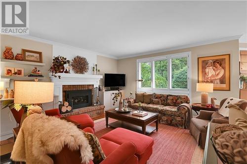 1733 Blakely Drive, Cornwall, ON - Indoor Photo Showing Living Room With Fireplace