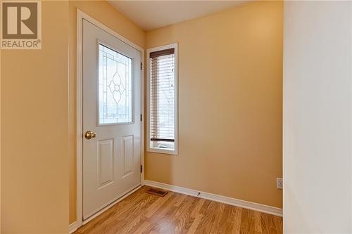 837 Eighth Street, Renfrew, ON - Indoor Photo Showing Other Room