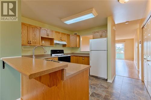 837 Eighth Street, Renfrew, ON - Indoor Photo Showing Kitchen With Double Sink