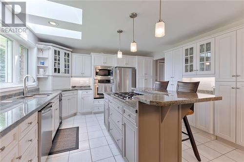 1149 Barryvale Road, Calabogie, ON - Indoor Photo Showing Kitchen With Upgraded Kitchen