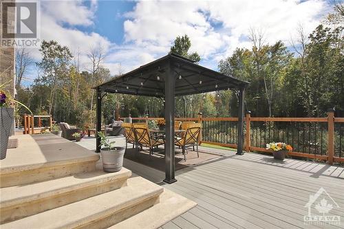 896 Corktown Road, Merrickville, ON - Outdoor With Deck Patio Veranda