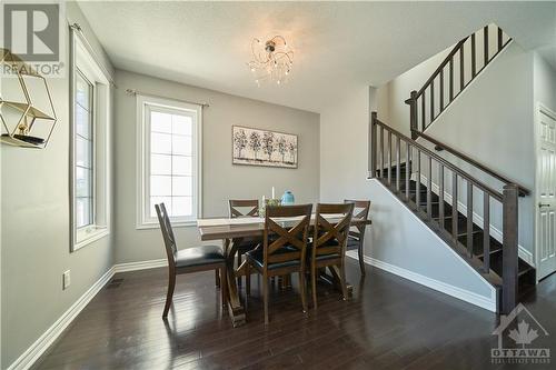 Bright dining room with windows. - 540 Dundonald Drive, Ottawa, ON - Indoor Photo Showing Dining Room