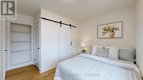 17 North Hills Terrace, Toronto, ON - Indoor Photo Showing Bedroom