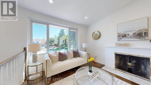 17 North Hills Terrace, Toronto, ON - Indoor Photo Showing Living Room With Fireplace