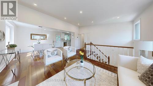 17 North Hills Terrace, Toronto, ON - Indoor Photo Showing Other Room