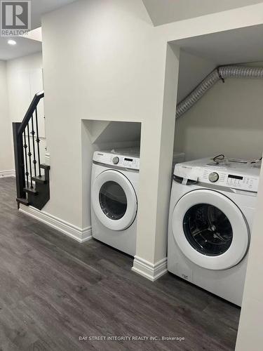 90 Milos Road, Richmond Hill, ON - Indoor Photo Showing Laundry Room