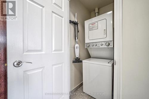 1708 - 339 Rathburn Road W, Mississauga, ON - Indoor Photo Showing Laundry Room