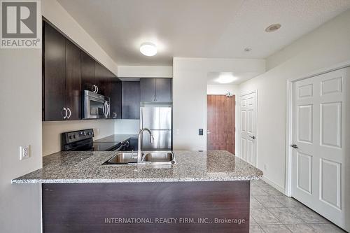 1708 - 339 Rathburn Road W, Mississauga, ON - Indoor Photo Showing Kitchen With Double Sink With Upgraded Kitchen