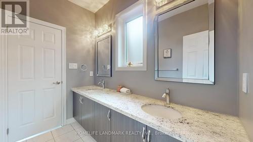 315 North Park Boulevard, Oakville, ON - Indoor Photo Showing Bathroom