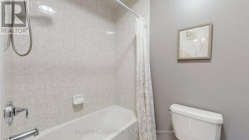 315 North Park Boulevard, Oakville, ON - Indoor Photo Showing Bathroom