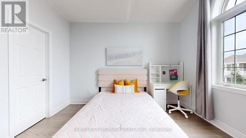 315 North Park Boulevard, Oakville, ON - Indoor Photo Showing Bedroom