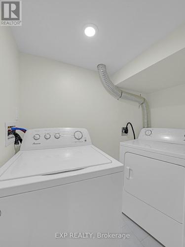 10756 Atwater Crescent, Windsor, ON - Indoor Photo Showing Laundry Room