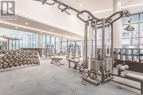 1208 - 161 Roehampton Avenue, Toronto, ON - Indoor Photo Showing Gym Room