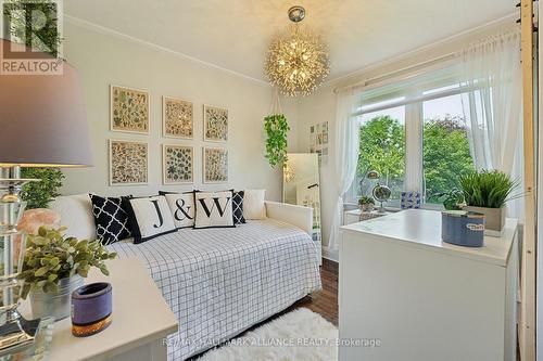 1089 Churchill Avenue, Oakville, ON - Indoor Photo Showing Bedroom