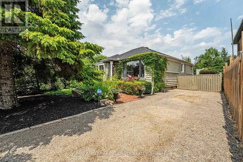 1089 Churchill Avenue, Oakville, ON - Outdoor