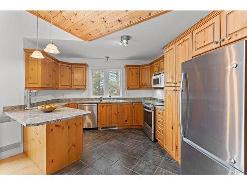 Kitchen - 40 Ch. Des Catalpas, La Conception, QC - Indoor Photo Showing Kitchen With Double Sink