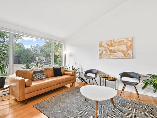 Salon - 7731 Av. Du Mail, Montréal (Anjou), QC - Indoor Photo Showing Living Room