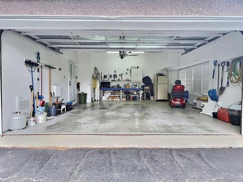 Garage - 274 Rue Dodier S., Thetford Mines, QC - Indoor Photo Showing Garage