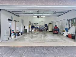 Garage - 