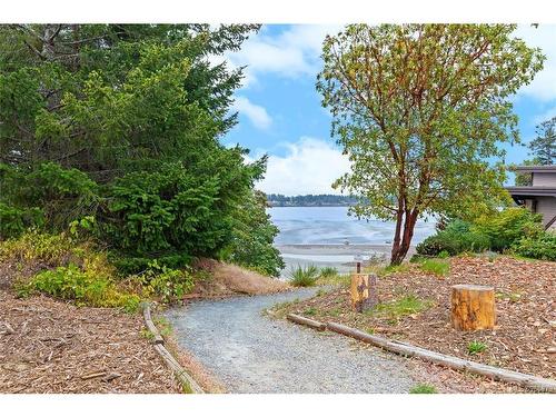 52-1175 Resort Dr, Parksville, BC - Outdoor With View
