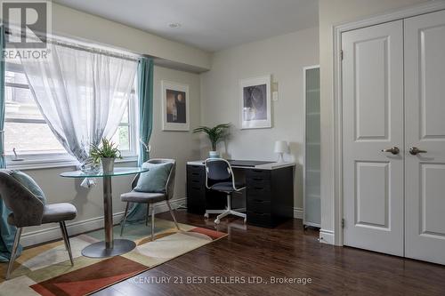 2027 Queensborough Gate, Mississauga, ON - Indoor Photo Showing Office