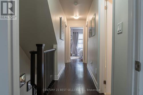 2027 Queensborough Gate, Mississauga, ON - Indoor Photo Showing Other Room