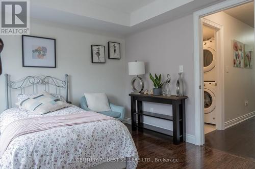 2027 Queensborough Gate, Mississauga, ON - Indoor Photo Showing Bedroom