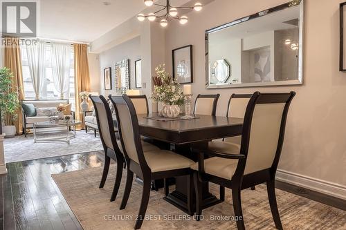 2027 Queensborough Gate, Mississauga, ON - Indoor Photo Showing Dining Room