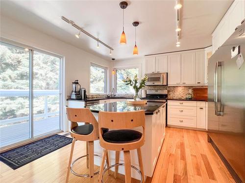 73 Jerome Drive, Brandon, MB - Indoor Photo Showing Kitchen