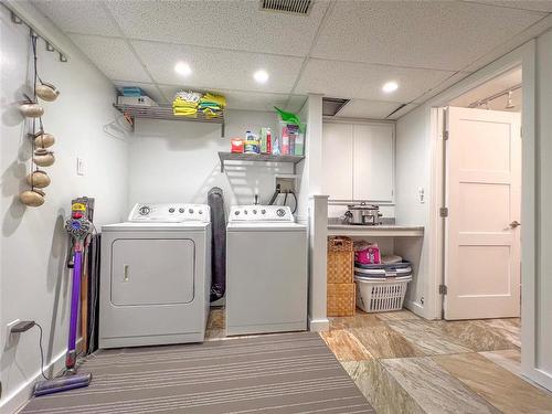 73 Jerome Drive, Brandon, MB - Indoor Photo Showing Laundry Room
