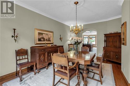 15947 Sunset Drive, Long Sault, ON - Indoor Photo Showing Dining Room