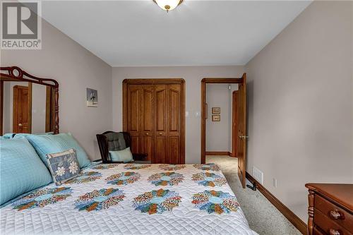 15947 Sunset Drive, Long Sault, ON - Indoor Photo Showing Bedroom