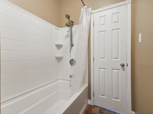 Salle de bains - 229 Ch. Du Marquis, Pontiac, QC - Indoor Photo Showing Bathroom