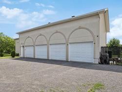 Garage - 