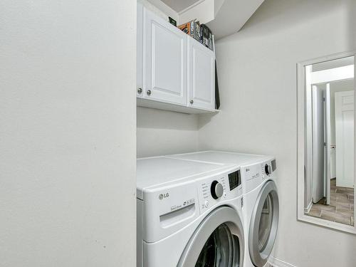 Laundry room - 247 Rue Du Lac-Marier, Sainte-Marguerite-Du-Lac-Masson, QC - Indoor Photo Showing Laundry Room