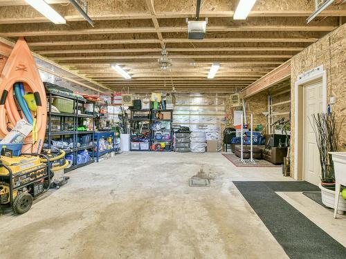 Garage - 247 Rue Du Lac-Marier, Sainte-Marguerite-Du-Lac-Masson, QC - Indoor Photo Showing Garage