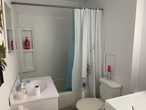Salle de bains - 383 Av. Cartier, Sept-Îles, QC - Indoor Photo Showing Bathroom