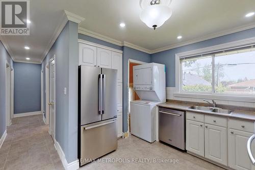 Main - 595 Gibbons Street, Oshawa, ON - Indoor Photo Showing Laundry Room