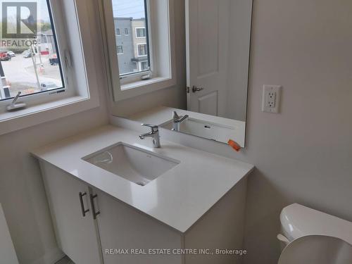 172 Brockley Drive, Toronto, ON - Indoor Photo Showing Bathroom