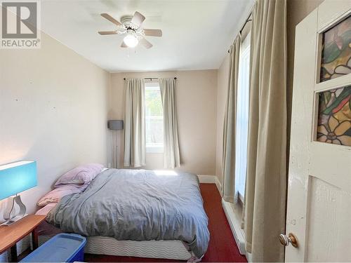 618 Papineau Street, Penticton, BC - Indoor Photo Showing Bedroom