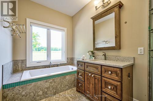 3948 Vandorf Sideroad, Whitchurch-Stouffville, ON - Indoor Photo Showing Bathroom