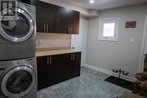 47 Zinnia Place, Vaughan, ON - Indoor Photo Showing Laundry Room