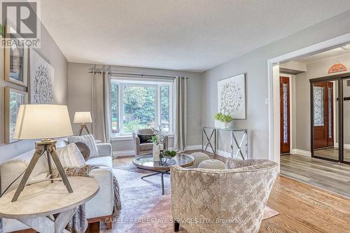 174 Killdeer Street, Oshawa, ON - Indoor Photo Showing Living Room