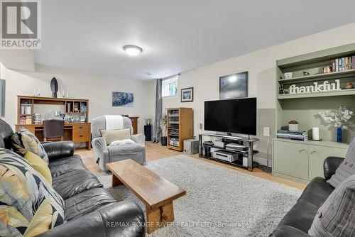 874 Caddy Drive, Cobourg, ON - Indoor Photo Showing Living Room