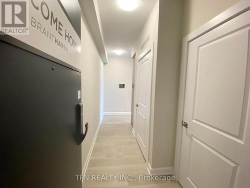 1308 - 3220 William Coltson Avenue, Oakville, ON - Indoor Photo Showing Other Room